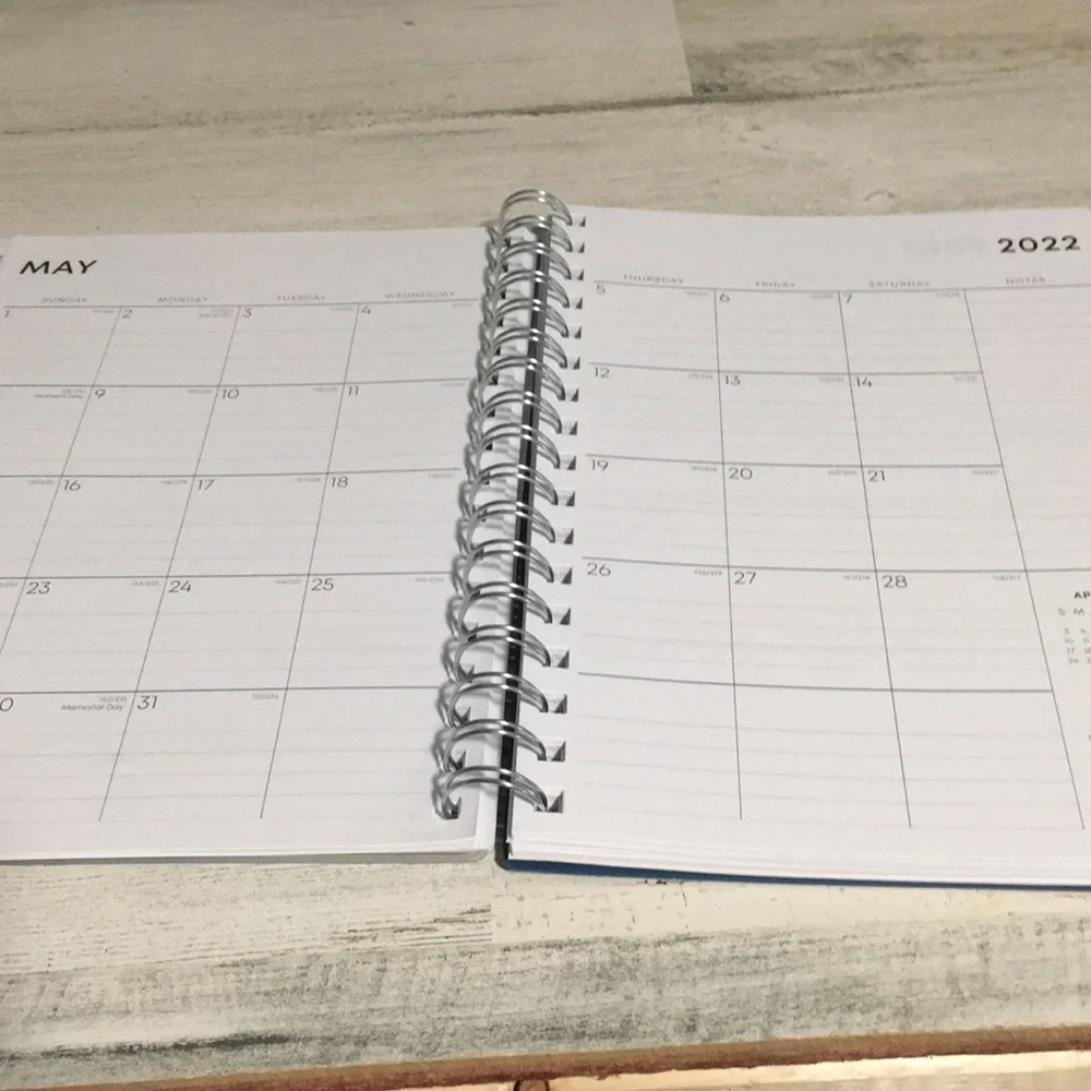 Blue Sky weekly & monthly planning calendar notes Jan-Dec 2022